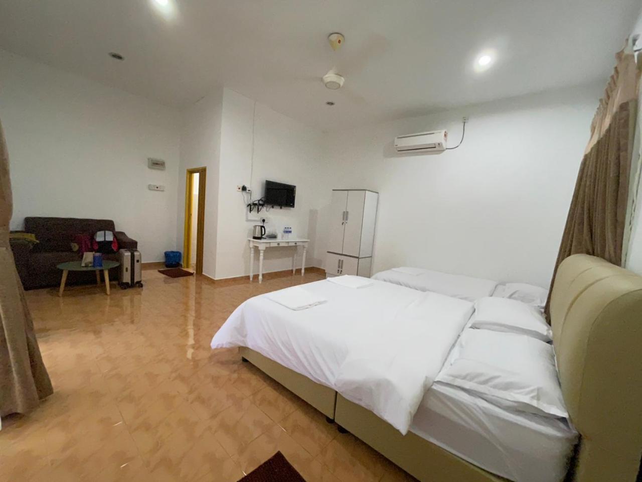 Teratak Al Qarni Hotel Jitra Exterior photo